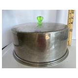 Metal Cake Holder with Uranium Glass Knob Metal Cake Holder with Uranium Glass Knob