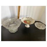 Vintage Footed Bowls Vintage Footed Bowls