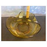 Amber Pinch Bowl