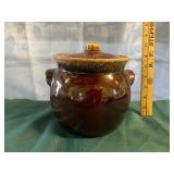 Hull Bean Pot