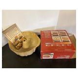 Anchor Ovenware Fluted Cake Pan