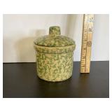 Roseville Green Sponge Canister