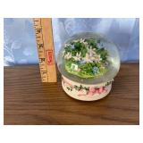 Flower Globe Music Box