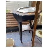 Vintage Stand