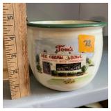 Zanesville Pottery Crock