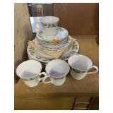 China Pearl Christmas Dishes