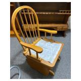 Childï¿½s Glider-Needs Cushion