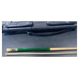 Vintage Stratford Cue with Case
