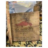 Wooden Mobiloil