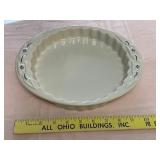 Longaberger Quiche Dish