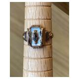 Size 5.5 10K Gold Class Ring
