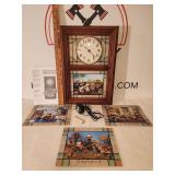Boyd's Bears Stained Glass Clock