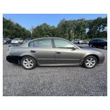 2005 Nissan Altima  2.5 SL