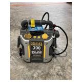 Stanley Fatmax Jump Starter w/Compressor 700 Amp