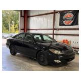 2004 Toyota Camry SE Sedan I4, 2.4 Gas FWD