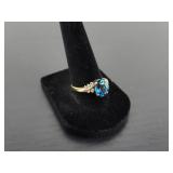 14kt Gold  Ring w/ Stones Approx Size 8