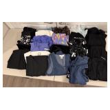 Tote of Misc Women's Clothing