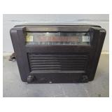 Vintage Model 653 Radio