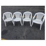 Rubbermaid Plastic Patio Chairs Set of 4
