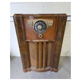 Vintage Zenith 10-S-566 Console Radio