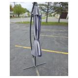 10ft Overhanging Patio Umbrella