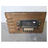 Vintage Zenith Model 6S439 Tabletop Radio