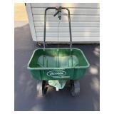 Scotts Speedy Green 3000 Lawn Speader