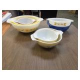 Vintage Pyrex Bowls