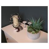 Faux Plants, Candle & Dï¿½cor
