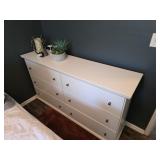 White 6 Drawer Dresser
