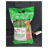 ACE Green Turf Fertilizer & Hose Nozzle