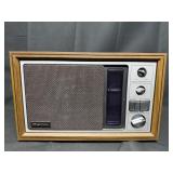 Magnovox AM/FM Radio