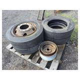 Kelly Truck Tires & Rims 255/70 R22.5