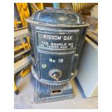 Wisdom Oak Wehrle Co No. 19 Cast Iron Stove