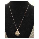 Italian Sterling silver necklace w/sterling silver