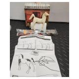 New paintable horse with paints