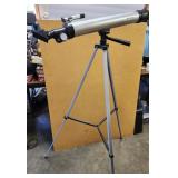 Emerson Telescope w/stand. 2 of the legs do not