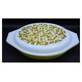 Pyrex Verde Olive 1.5-Quart Divided Casserole Dish