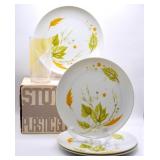 HJ Stotter Plastic Cups & Texas Ware Plates