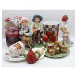 Cute Kitsch Strawberry Figurines ++