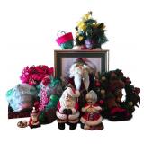 Christmas Decor - Ceramic Santa & Mrs. Claus