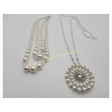 Vintage Faux Pearls Necklaces