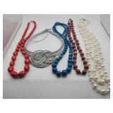 5) Vintage Fashion Necklaces