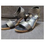 Vince Camuto Strap Heels Size 8-1/2 M