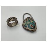 Hallmarked Ring, Crushed Turquoise Bear Paw