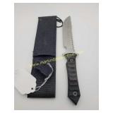 Fixed Blade Hunting Knife w Nylon Sheath