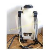 4 Gallon Backpack Sprayer