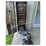 Cabelas Gas Smoker & Misc