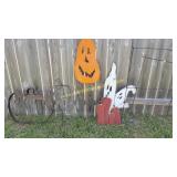 Mix Lot Of Yard Decor Halloween