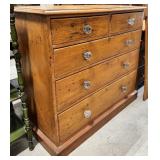 Pine Chest of Drawers